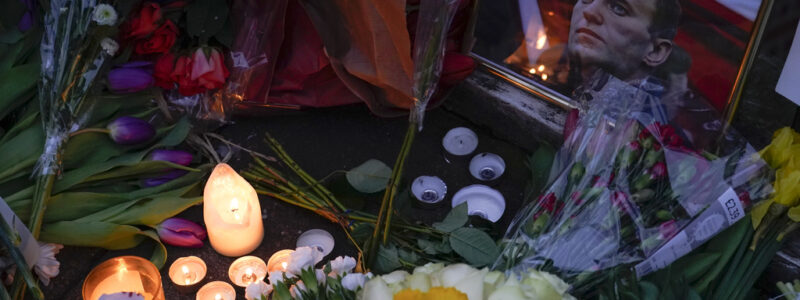 Φιλίππο Σένσι: Η αστυνομία ταυτοποίησε ανθρώπους που τίμησαν τον Ναβάλνι στο Μιλάνο