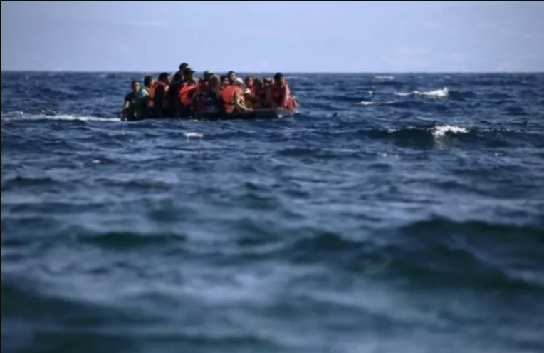 Δύο λέμβοι με μετανάστες εντοπίστηκαν ανοιχτά των Καλών Λιμένων