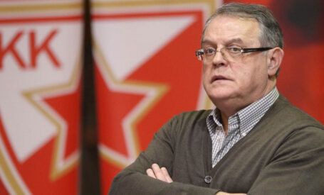 Πρόεδρος Ερυθρού Αστέρα: «Υπάρχει μία περίεργη αντιμετώπιση προς την ομάδα μας»