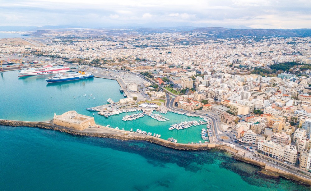 Ειδικό Χωροταξικό για τον Τουρισμό: Οι νέοι κανόνες για επενδύσεις, νησιά και προορισμούς υπό πίεση