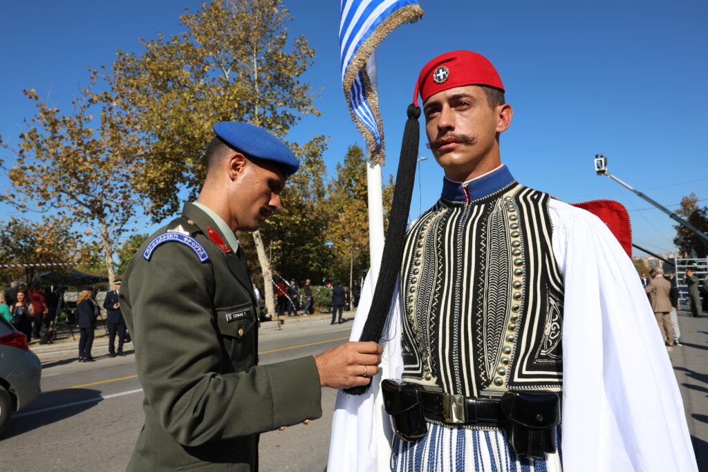 Εντυπωσιακές φωτογραφίες από τη μεγαλειώδη στρατιωτική παρέλαση στη Θεσσαλονίκη για την επέτειο της 28ης Οκτωβρίου