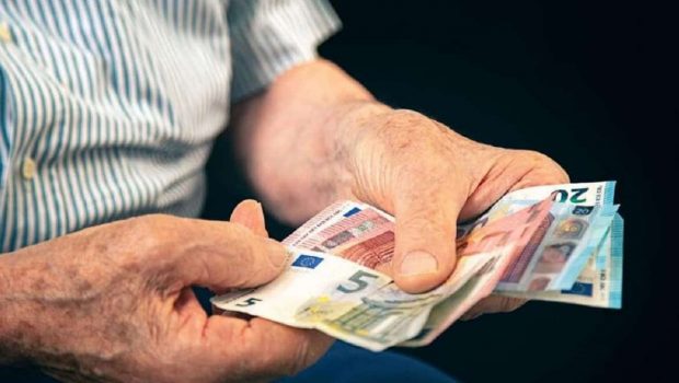 ΕΦΚΑ: Ποιες ημέρες θα πληρωθούν οι συντάξεις Απριλίου 2026