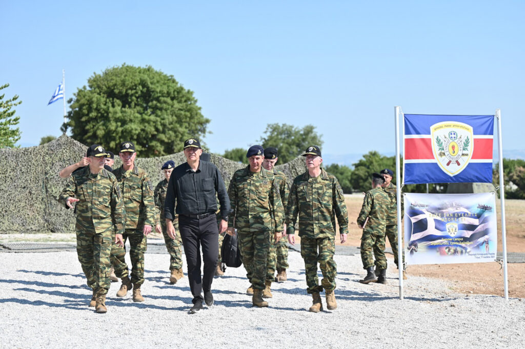 Ν. Δένδιας: Φιλοδοξία μας οι καλύτερες και οι καλύτεροι να φοιτούν στις Στρατιωτικές Σχολές της πατρίδας
