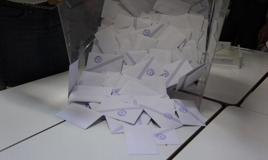 Δημοσκόπηση Pulse: Στο 25,5% η ΝΔ, 12% το ΠΑΣΟΚ – Τι λένε για κόμματα Τσίπρα, Καρυστιανού, Σαμαρά