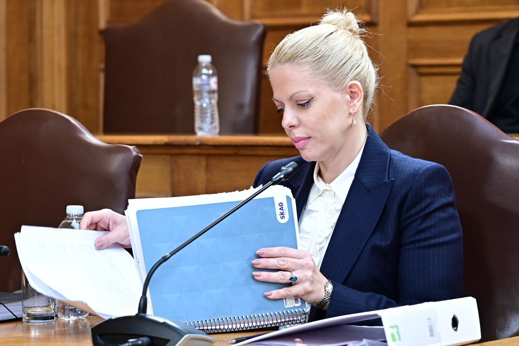 ΟΠΕΚΕΠΕ: Αντιπαράθεση στην Εξεταστική για τη διεύρυνση των μαρτύρων – Διαμαρτυρίες από τους αγρότες για την καθυστέρηση των ενισχύσεων