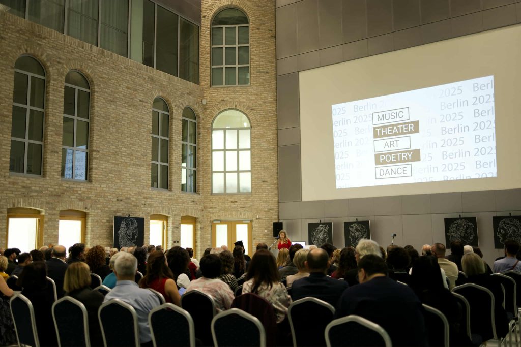 Επιτυχημένη και πολλά υποσχόμενη πρεμιέρα του GRIS Festival 2025 στο Βερολίνο
