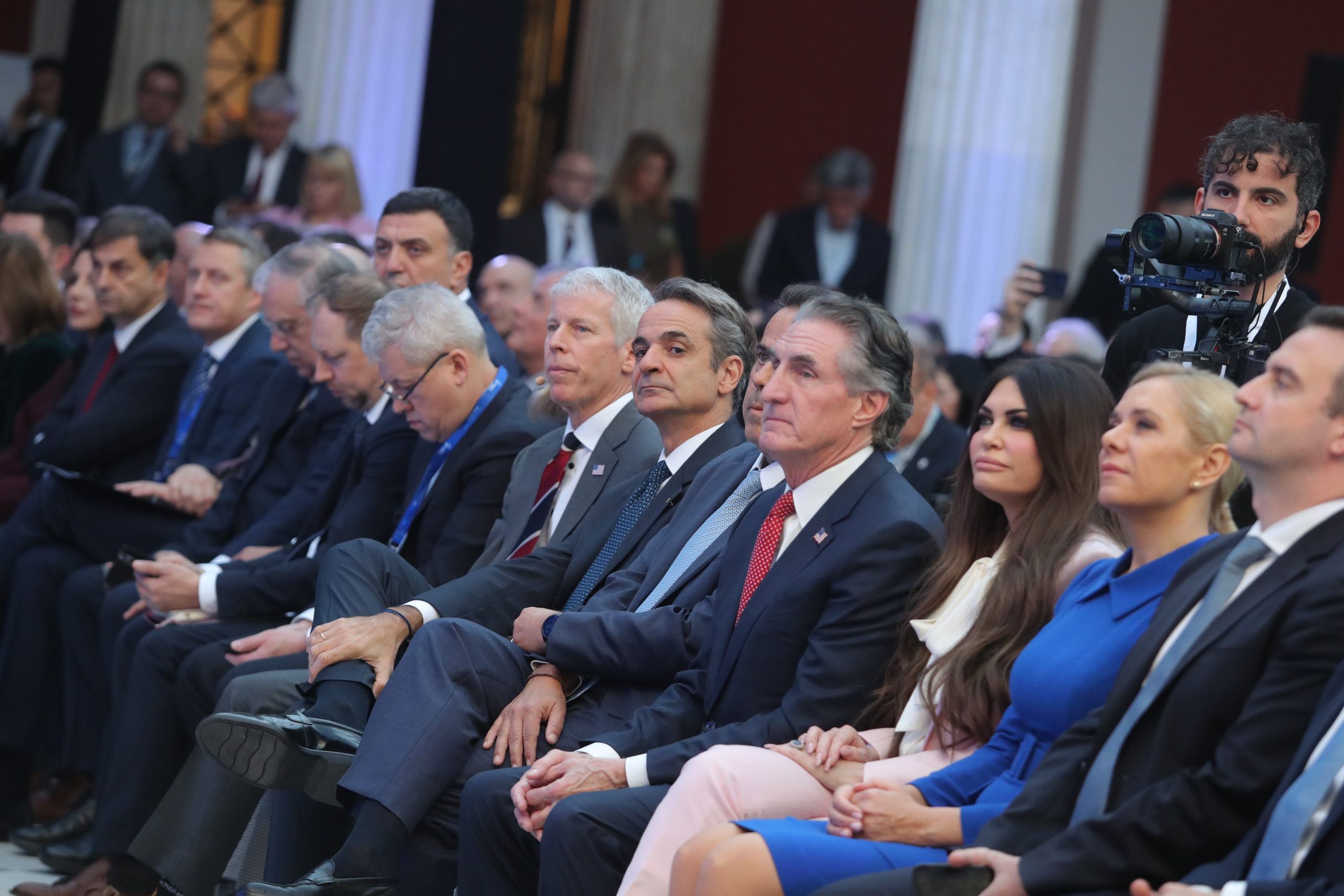 Live η δεύτερη μέρα της ιστορικής Διατλαντικής Συνόδου για την Ενέργεια