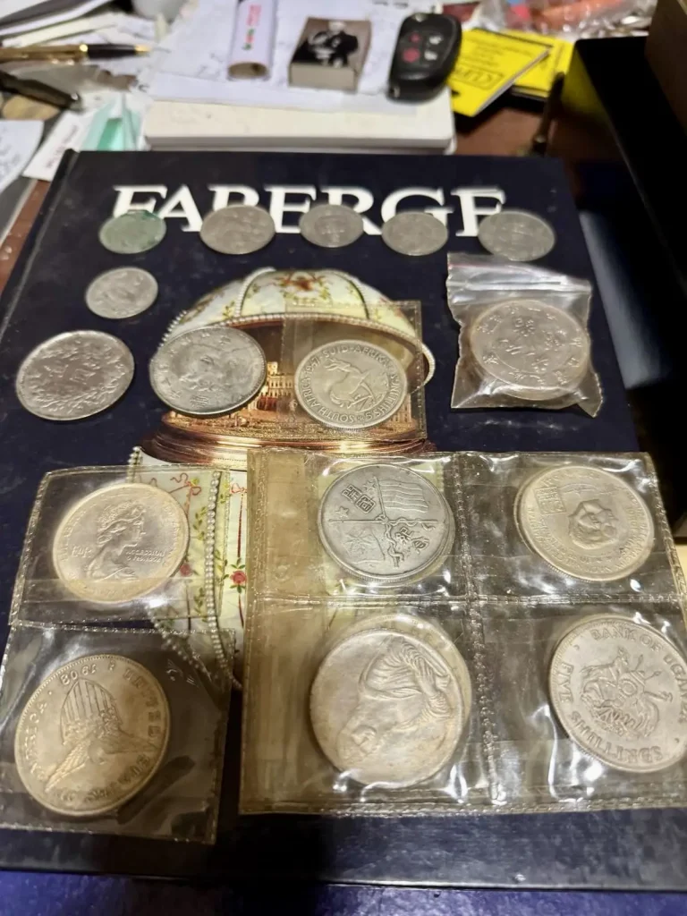 Η Europol εξάρθρωσε μεγάλο διεθνές δίκτυο αρχαιοκαπηλίας – 60χρονος Έλληνας έκρυβε σπίτι του αρχαιολογικό θησαυρό