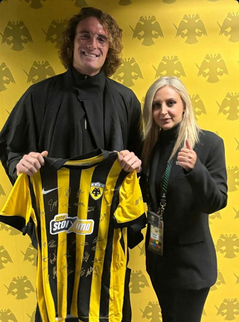 tsitsipas-aek