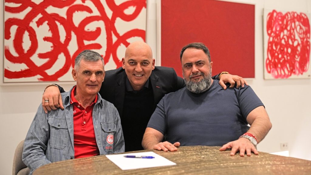 Μεντιλίμπαρ… 2027 στον Ολυμπιακό (pics+ vid)