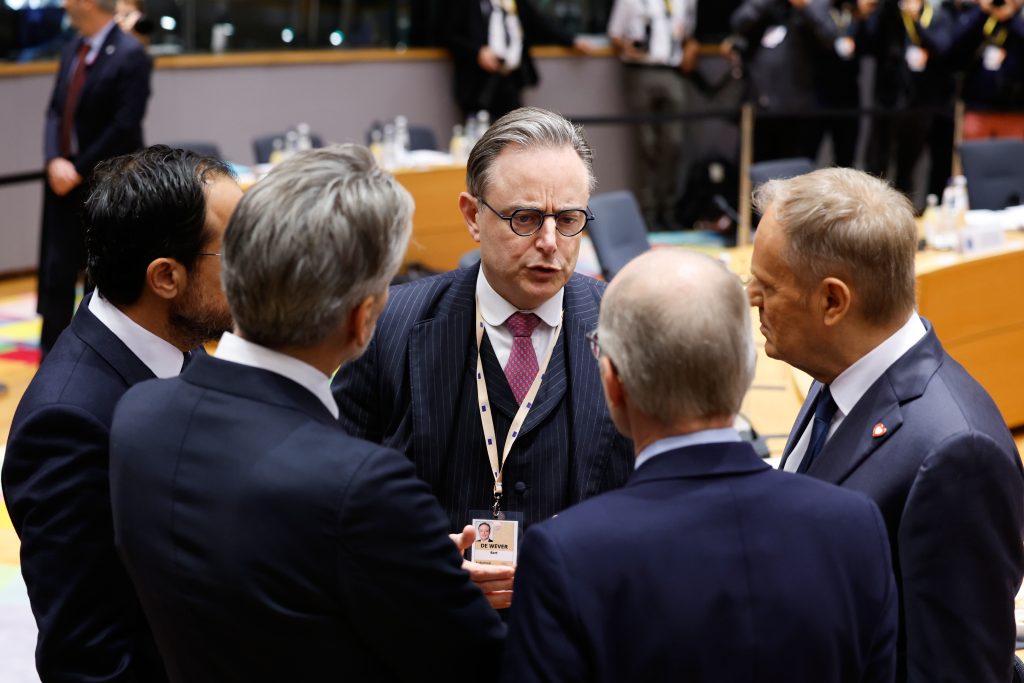 Τι αποφάσισαν οι 27 της Ε.Ε. για Μ. Ανατολή, Λίβανο, Συρία, ευρωπαϊκή άμυνα, δημοσιονομικό πλαίσιο και μετανάστευση