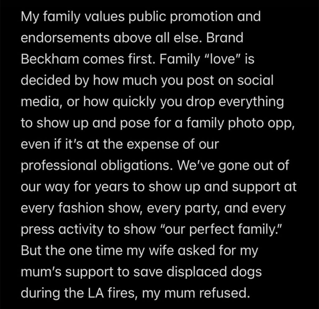 Ξέσπασε ο Μπρούκλιν Μπέκαμ: Οι γονείς μου προσπαθούν να διαλύσουν τη σχέση μου, η μητέρα μου χόρεψε «ανάρμοστα πάνω μου» στη δεξίωση του γάμου μου