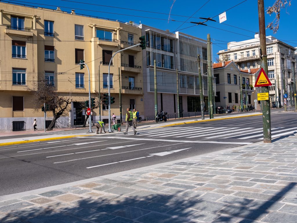 Αθήνα: Επιτρέπεται πλέον η αναστροφή στη λεωφόρο Αμαλίας