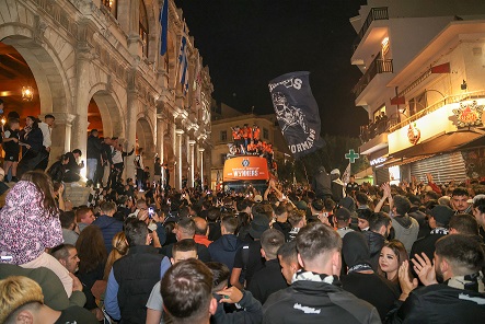 ΟΦΗ: Οι κυπελλούχοι Ελλάδας στη Λότζια (video) – Πανηγυρική υποδοχή από το Δήμαρχο Ηρακλείου και το Δημοτικό Συμβούλιο