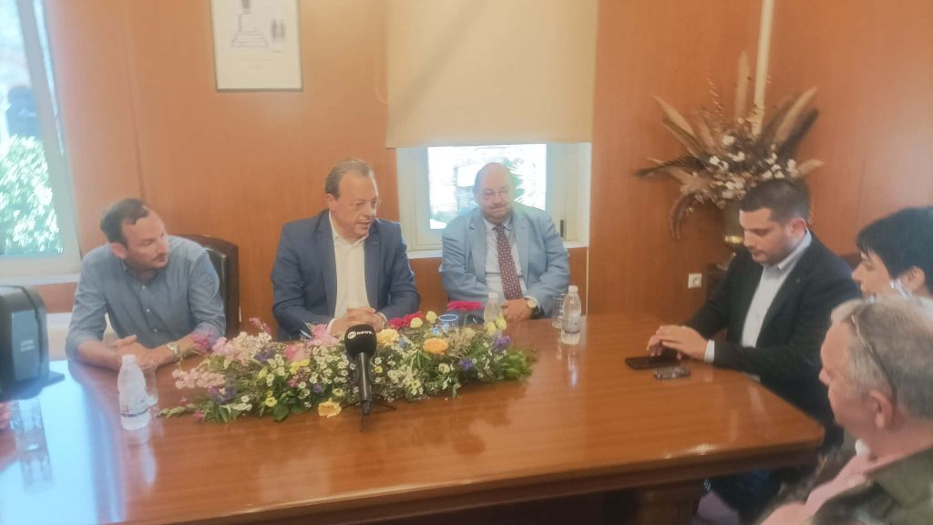 Σωκράτης Φάμελλος από Λέσβο: Ντόμινο λανθασμένων επίλογων της κυβέρνησης στο θέμα του αφθώδους πυρετού