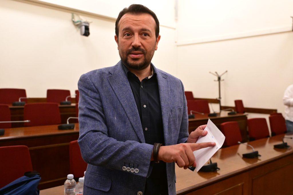 ΣΥΡΙΖΑ: Αυτή την ώρα η ψηφοφορία για την εκλογή της Ρένας Δούρου στην προεδρία της ΚΟ – Αμέσως μετά συνεδριάζει η Κεντρική Επιτροπή