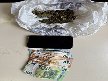 Κρήτη: Χειροπέδες σε δύο για κατοχή ναρκωτικών ουσιών