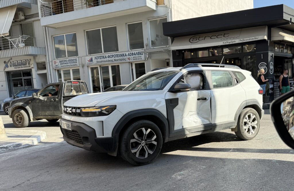 Τροχαίο στις Μοίρες στη διασταύρωση καρμανιόλα