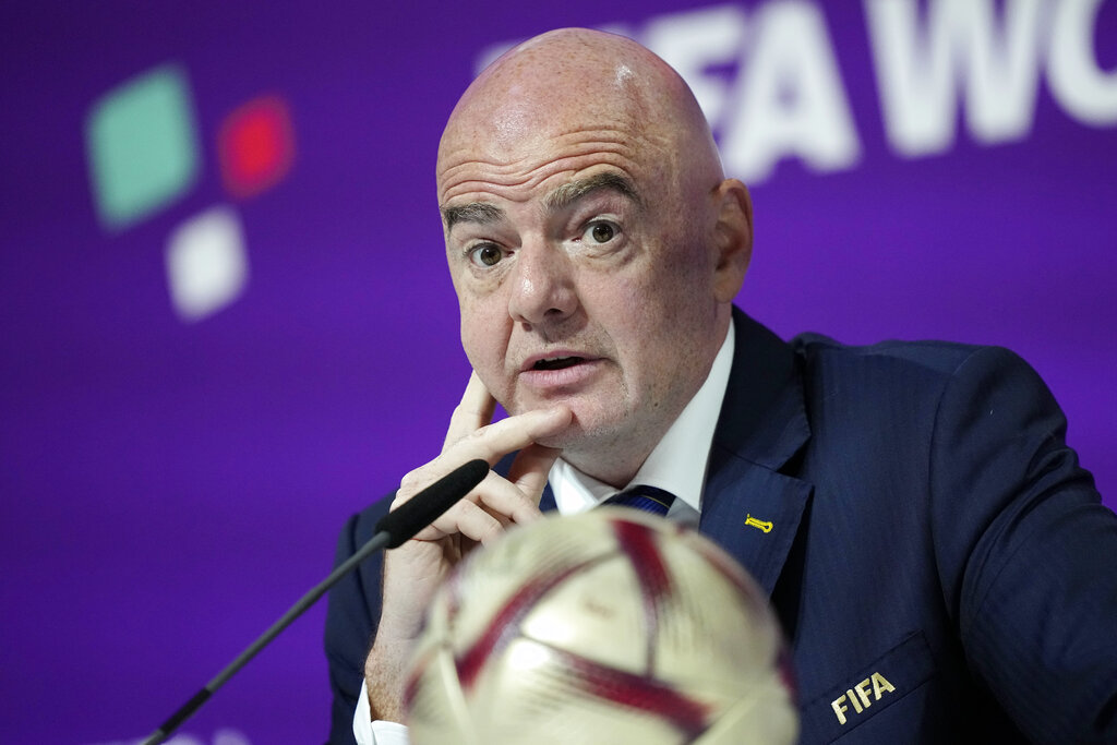 Προκαλούν τη FIFA – Οι ποδοσφαιρικές συνομοσπονδίες Ευρώπης και Αμερικής συζητούν τη διοργάνωση νέου τουρνουά