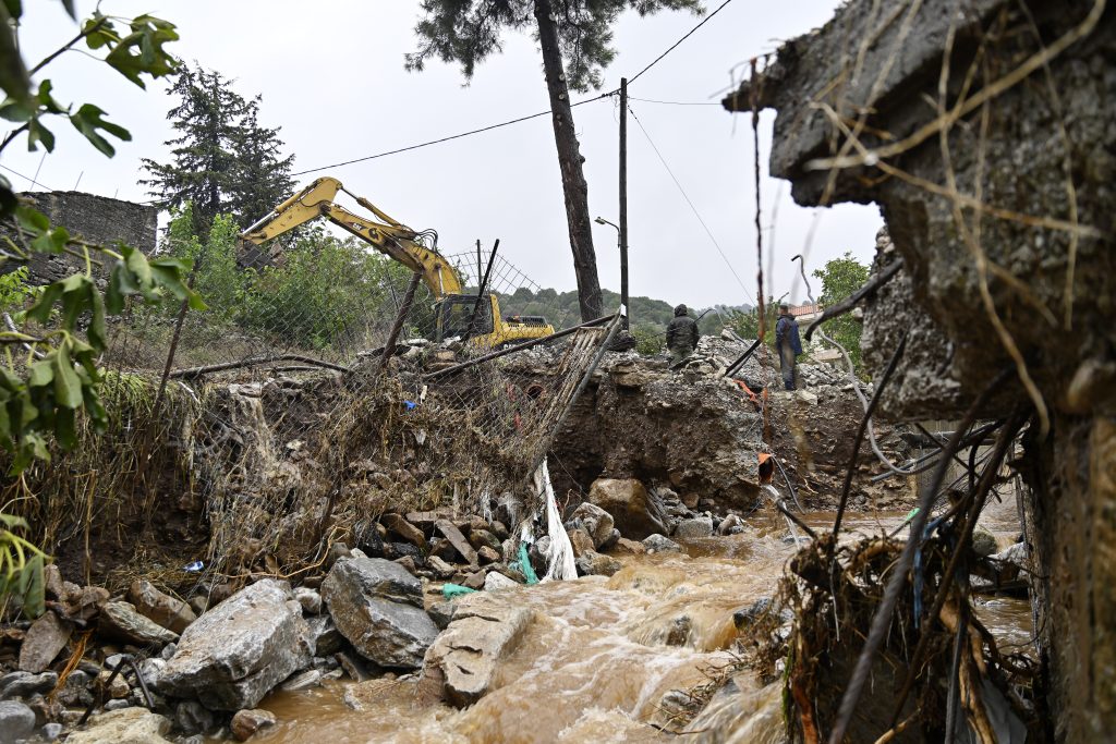 Η επόμενη μέρα στην Κρήτη: Ξεκινούν οι αυτοψίες μετά την κακοκαιρία – Καταστράφηκαν καλλιέργειες και υποδομές