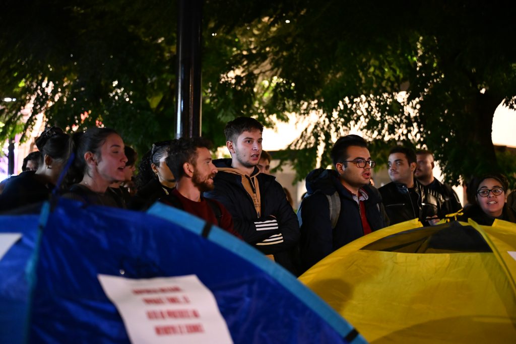 Διήμερο φοιτητικών κινητοποιήσεων: Σκηνές σε Αθήνα και Θεσσαλονίκη – Πανεκπαιδευτικό συλλαλητήριο την Τετάρτη