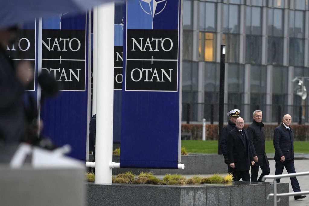 Η Ευρώπη σχεδιάζει την αντεπίθεσή της: Οι επιλογές που έχει και ο Πούτιν που χτυπά στη σκιά